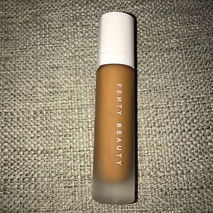 Fenty Beauty Foundation.
